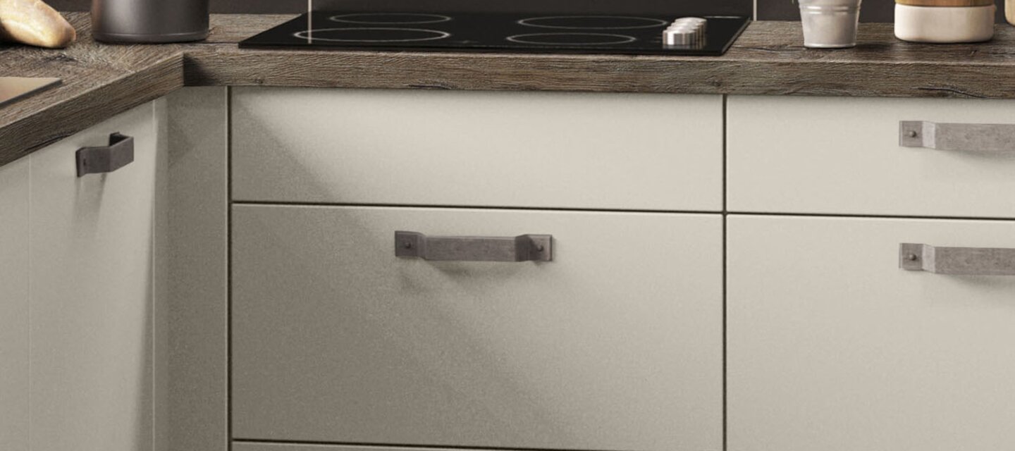 Sandbeige seidenmatt