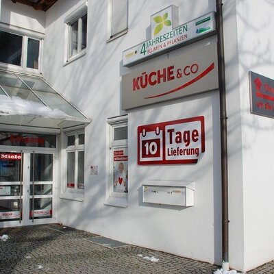 Kuche Co Kuchenstudios In Munchen Einbaukuchen Mehr Kuche Co